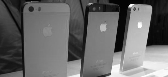 店頭でのスマホ販売にもクーリングオフが適用！？2015年にも導入する方向で総務省が調整中！