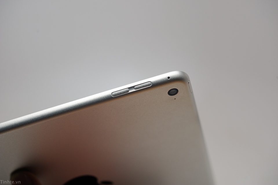 ipad air 2 leak (10)