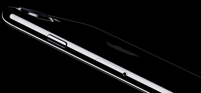 次は「iPhone 7s」じゃなくて「iPhone 8」になって、背面ガラス張り・物理ホームボタン廃止・ワイヤレス充電対応と劇的に変わる？