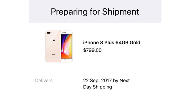 海外でAppleにて購入したiPhone 8／8 Plus、Apple Watch Series 3のステータスが出荷準備中に