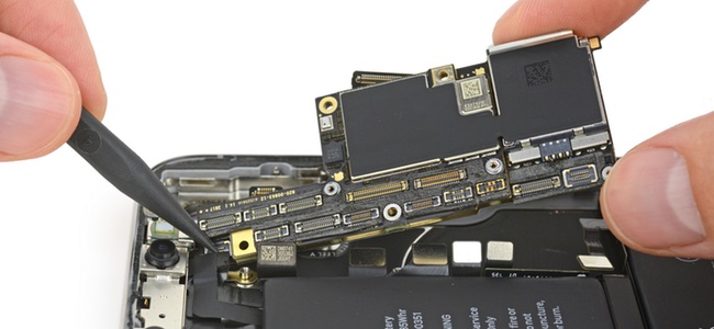 次期iPhone用のモデムチップをIntelが製造開始