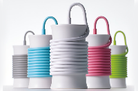 ミシンの糸巻きのようにグルグルと巻いて収納するLightningケーブル「itomaki」登場！