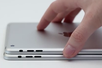 新型iPadの驚異的薄さが分かる動画が公開！その厚みはiPad miniと同等になる！？