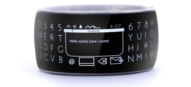 360度タッチパネルにキーボードを搭載！注目の腕輪型スマートウォッチ「Moment Smartwatch」