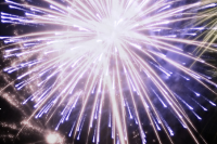 ビールを片手にスマホを連打！「隅田川花火大会」のデータ連動企画でアツくなれ！